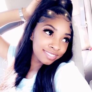 Meet your Posher, Jasmine